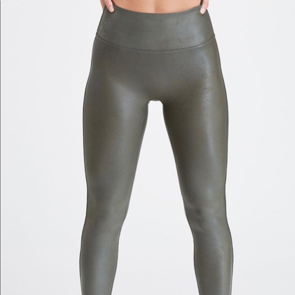 SPANX faux leather leggings XL